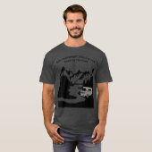 川のキャンプでバンの中に住み Tシャツ (正面フル)