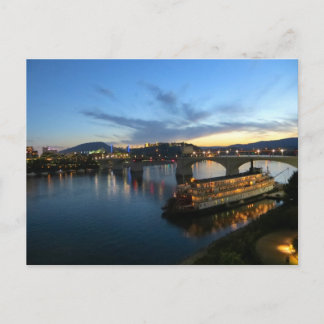 川の上のボート ポストカード