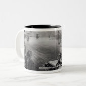 川の下の限界 ツートーンマグカップ (正面左)