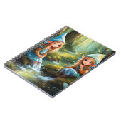 川の中の可愛い小さなエルフ ノートブック (左側)