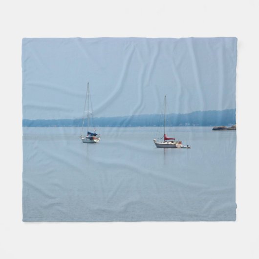 川の帆船 フリースブランケット (正面(横))