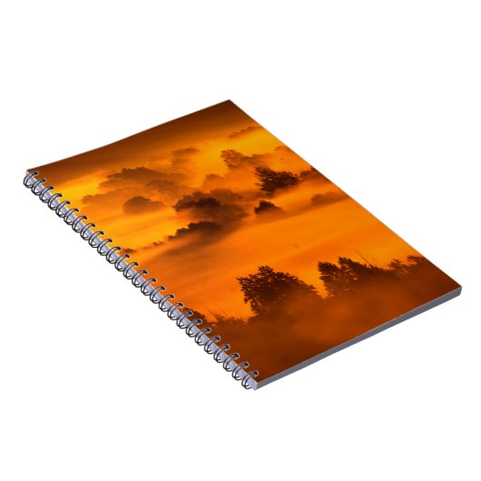 川の氾濫の明白な抽象的な上に朝の霧、任意 ノートブック (右側)