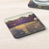 川を渡る線路を列車 コースター (左側)