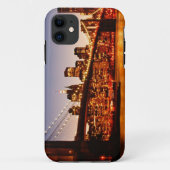 川上の橋とのニューヨークの都市景観 Case-Mate iPhoneケース (裏面)