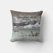 川上のB7カナダのガチョウ飛行中に クッション (正面)