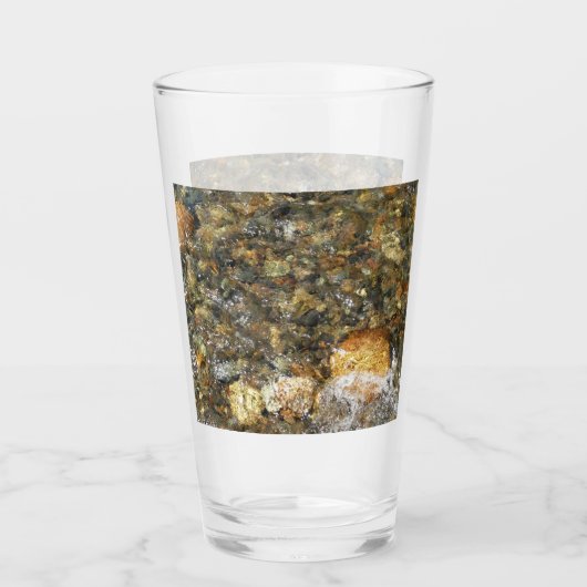 川小石擦り切れた茶色と灰色の自然抽象芸術 タンブラーグラス (正面)