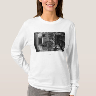 川岸、カリフォルニアの写真の代表団のインのインテリア Tシャツ
