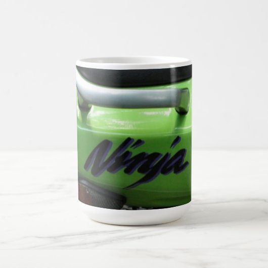 川崎の緑の忍者ZX-6R Motocycleの通りのバイク コーヒーマグカップ (中央)