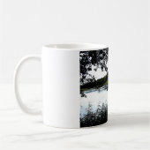 川辺の木とリードの写真 コーヒーマグカップ (左)