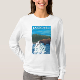 川- Denaliの国立公園のくまの魚釣り、 Tシャツ