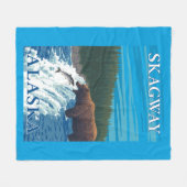 川- Skagway、アラスカのくまの魚釣り フリースブランケット (正面(横))