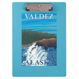 川- Valdez、アラスカのくまの魚釣り クリップボード