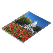 州議会議事堂の前の花 ノートブック (左側)