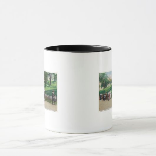 巡礼行列の表示 マグカップ (中央)