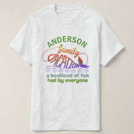 巡航のビーチの家族休暇のおもしろいな名前をカスタムする Tシャツ