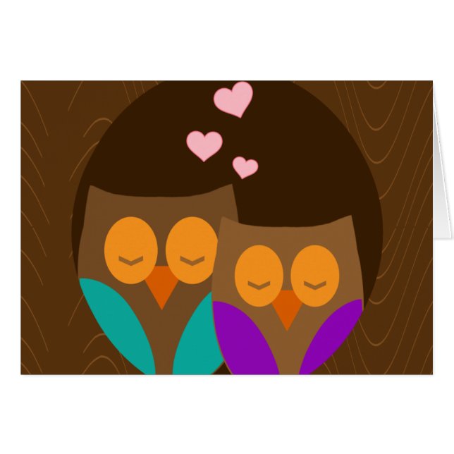 巣のフクロウ (正面横)