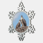 巣の中のオスプレイの少年 スノーフレークピューターオーナメント (右)