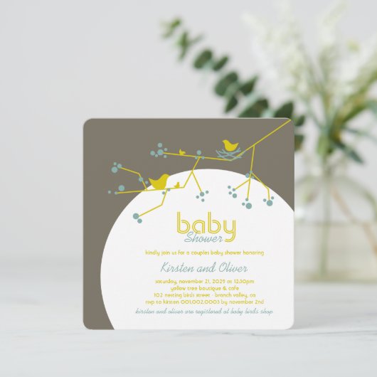 巣作りの鳥の家族の木にカップルのベビーシャワー 招待状 (スタンド正面)