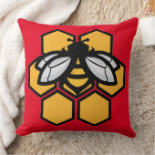 巣箱に入っている クッション (ブランケット)