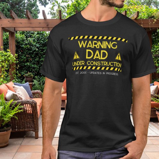 工事中パパ警告デザイン Tシャツ