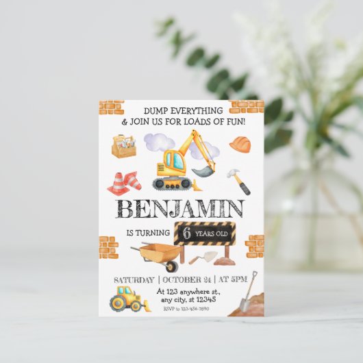 工事現場のダンプカーとショベルカーの誕生日パーティー ポストカード (スタンド正面)