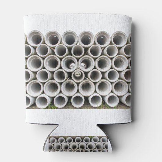 工場でのコンクリート下水道管のスタック 缶クーラー (裏面)