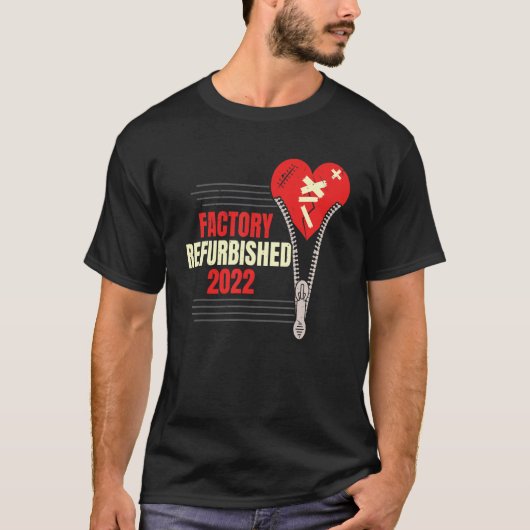 工場2022オープンハート手術ジッパー改装 Tシャツ (正面)
