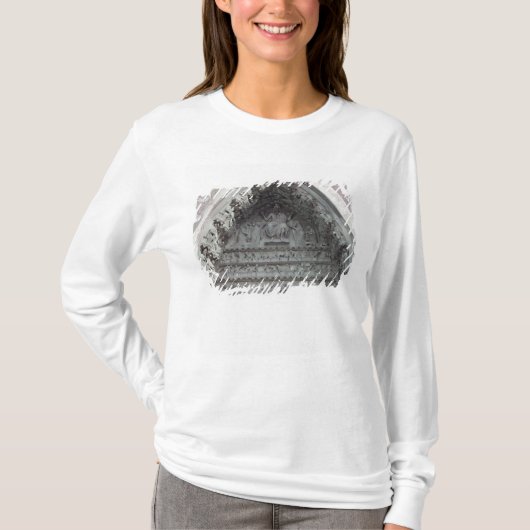 左の入口からのTympanum Tシャツ (正面)