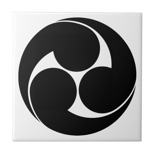 左三つ巴（地抜き） タイル (正面)