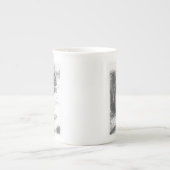 左利きまたは右腕投手のためのリスのマグ ボーンチャイナマグカップ (正面)