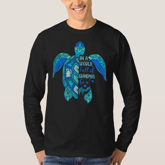 巨乳に満ちた世界でウミガメの蛾 Tシャツ (正面)