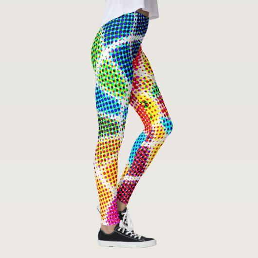 巨乳の レギンス (右)