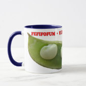 巨人のFEFIFO FUMの豆のマグ マグカップ (左)