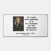 巨人ニュートンのさらに立つ肩を見られる デスクマット (正面)