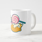巨大なキャンディポップを持つコーギーの犬 ジャンボコーヒーマグカップ (正面右)