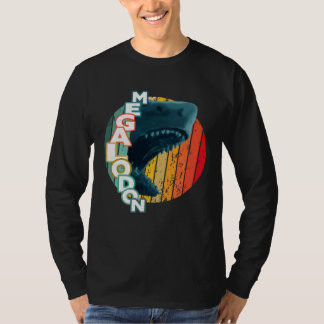巨大なサメ メガロドン 怖いサメ Tシャツ