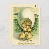 巨大なシェルイースターの挨拶から孵化した雛 ポストカード (正面/裏面)
