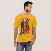 巨大なタコとポーズをとるスクーバダイバー URM Tシャツ (正面フル)