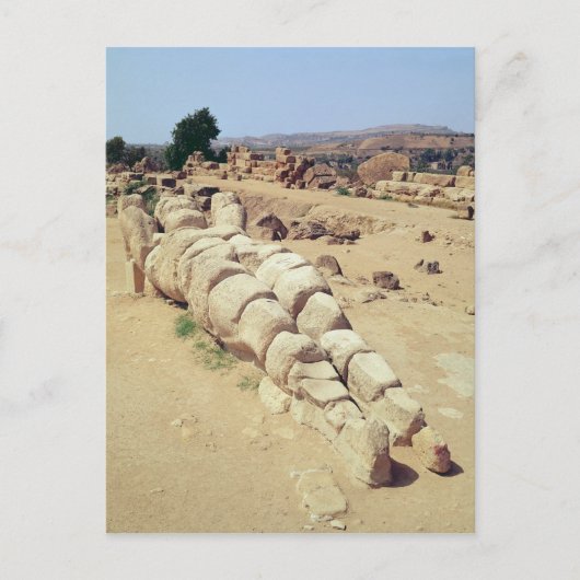 巨大なテレモン像の1つのビュー ポストカード (正面)