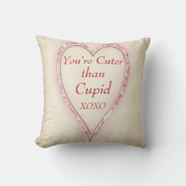 巨大なハート「カピッドよりもカピッド」 クッション
