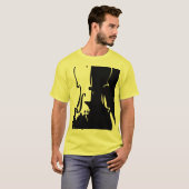 巨大なバイオリンのTシャツ Tシャツ (正面フル)