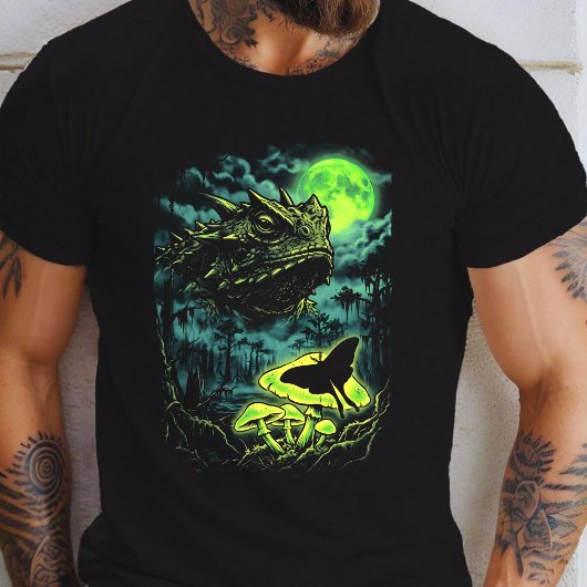巨大なヒキガエル ヘッド スワンプ ナイト Tシャツ