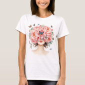 巨大なピンクのバラと蝶を持つ美しい女性 Tシャツ (正面)