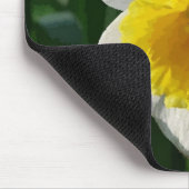 巨大なラッパスイセン マウスパッド (コーナー)