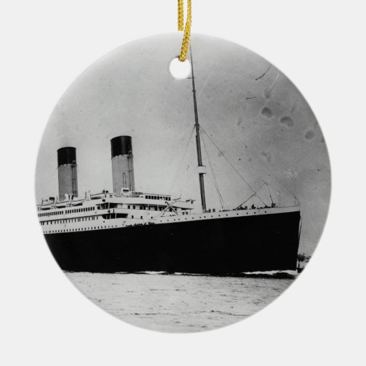 巨大な乗客はさみ金の汽船RMS セラミックオーナメント (正面)