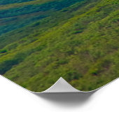 巨大な山々に囲まれていた ポスター (角)