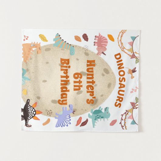 巨大な恐竜の卵を使った恐竜の誕生日パーティー タペストリー (正面(横))