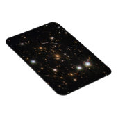 巨大な日が差すことクラスタ内の銀河系アーク マグネット (右側)