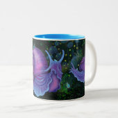 巨大な肉食性カタツムリとスプリングテール ツートーンマグカップ (正面右)