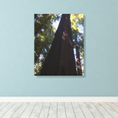 巨大な赤森 キャンバスプリント (インサイチュ (ウッドフロア))